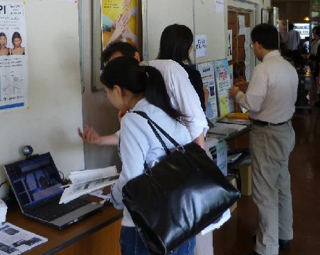 JSAI2012 昨年度の企業展示の様子